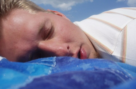 수면무호흡증 치료 및 생활습관 개선 방법