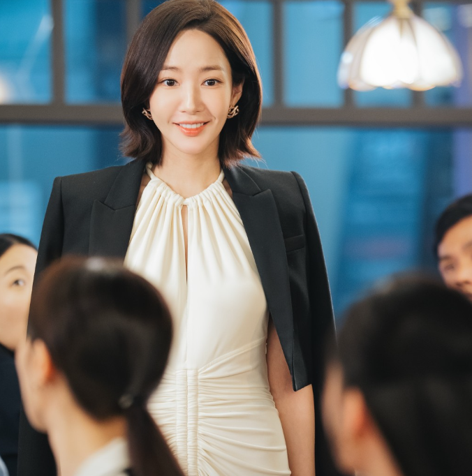 내 남편과 결혼해줘-2회차-정보-설명하는-사진