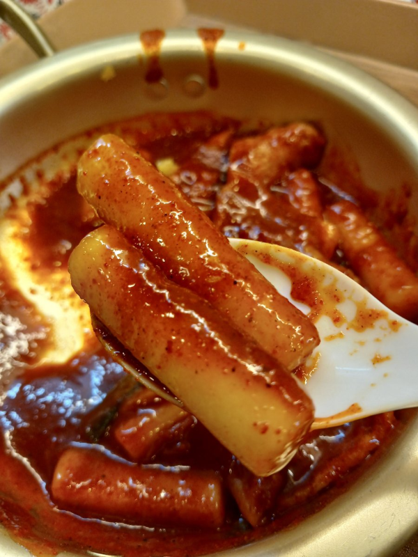 뀨네또와 떡볶이 한숟갈