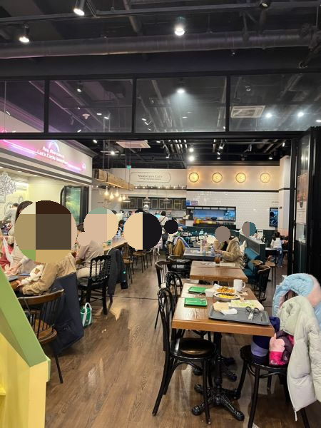세종 플라잉 몬스터즈 식당