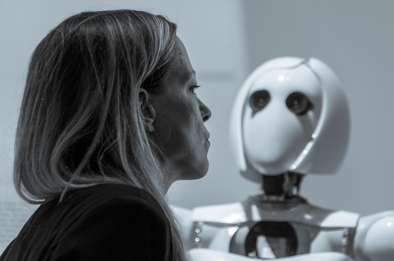 로봇과 인간에 관련된 사진