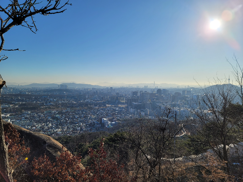 인왕산에서 바라보는 서울 풍경