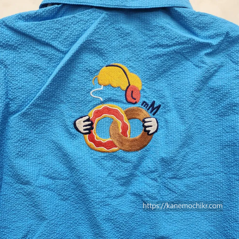 모이몰른-바람막이-뒷부분자수