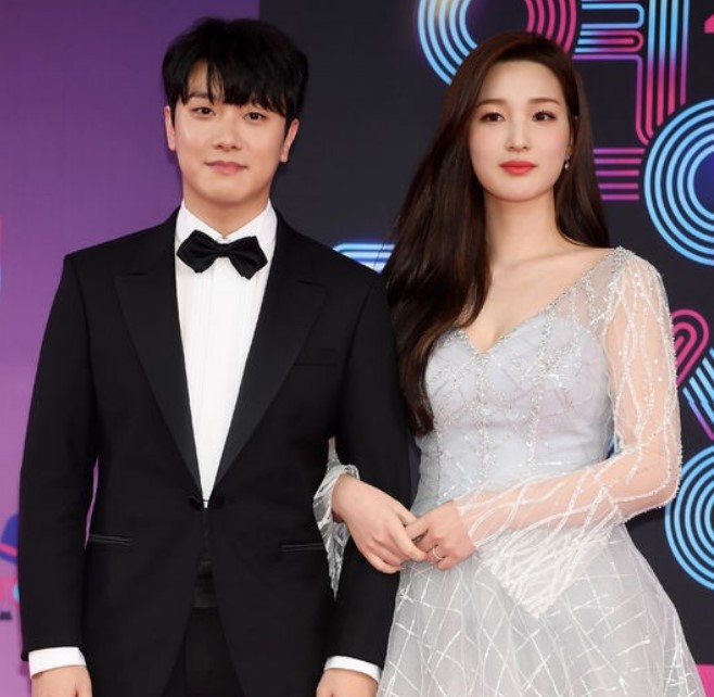 율희 최민환