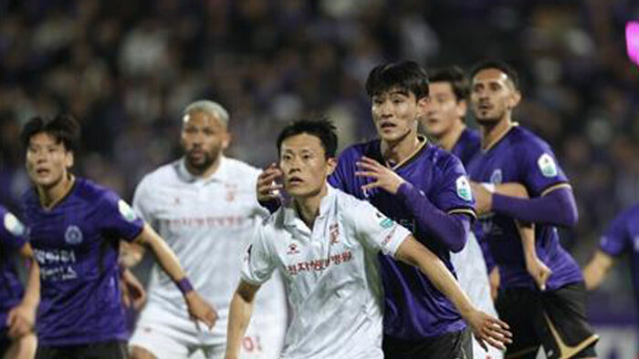 수원 더비 역전승: 2026 K리그2 결과 분석, 수원FC 3-1 수원 삼성 대역전승 배경과 하정우 멀티골 활약상