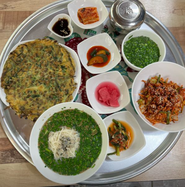 섬진강재첩국수