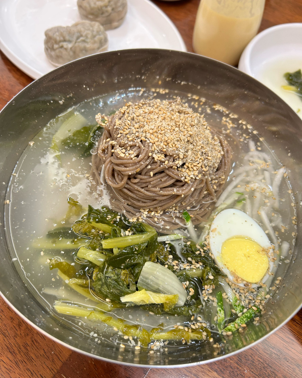 대궐막국수