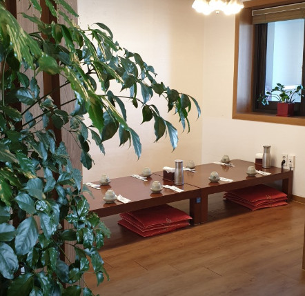 핸썸가이즈 연남동 한정식 간장게장 맛집 정보