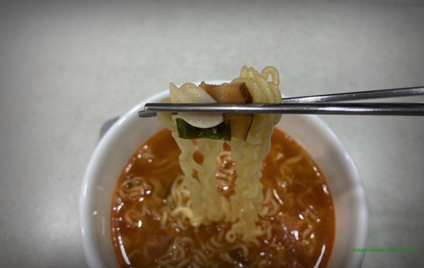 풀무원 정면 라면 2022년 12월 ~ 2023년 4월 조리 후 면