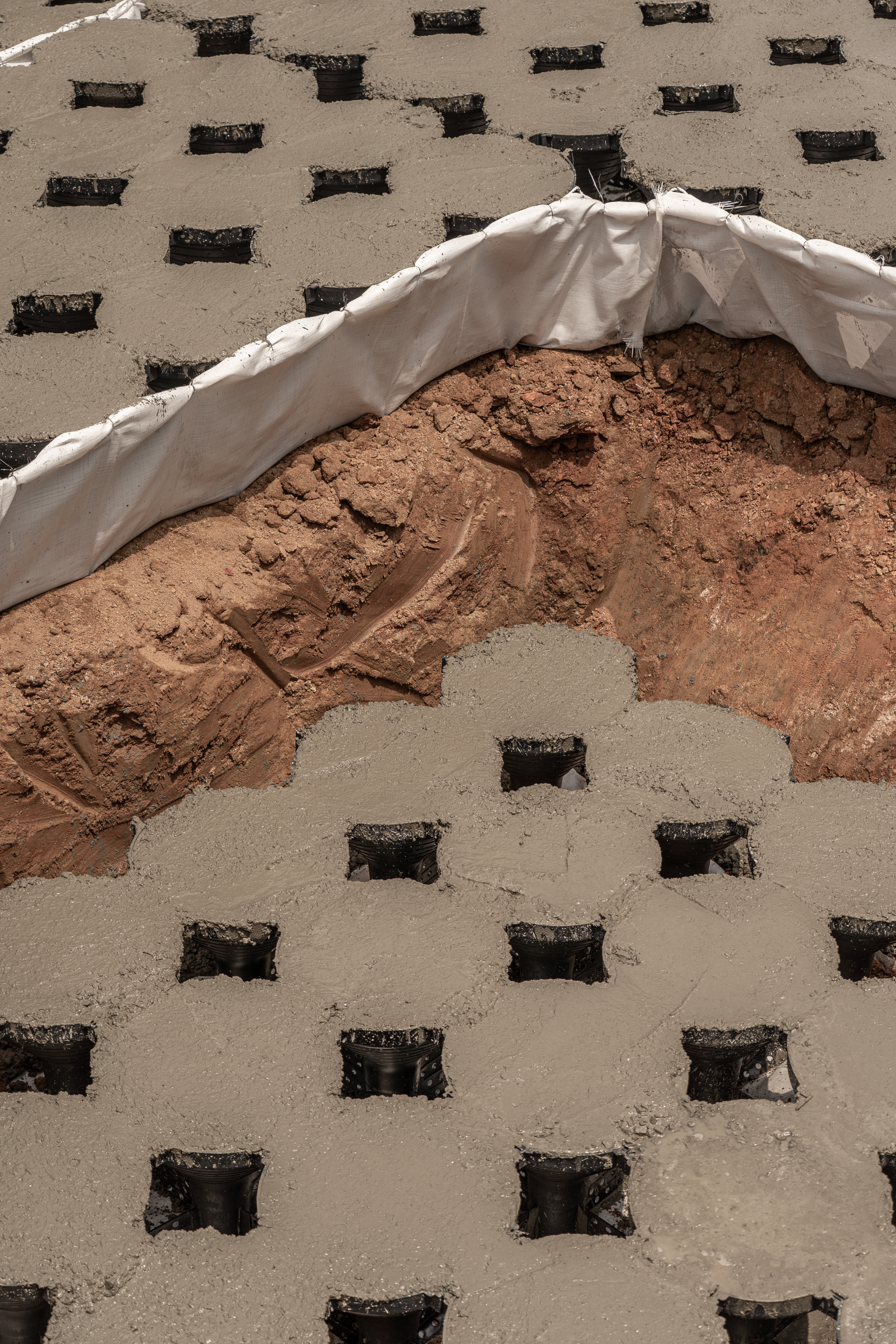 바닥 팽이기초 공법