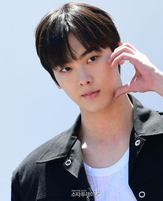 윤산하 작곡 활동