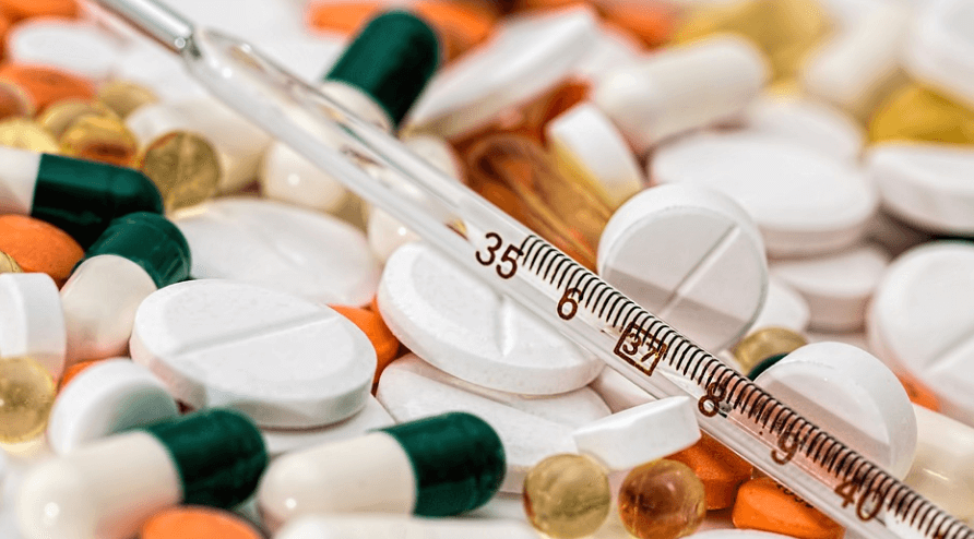 생리가 늦어지는 이유가 될 수 있는 여러 가지 약물들