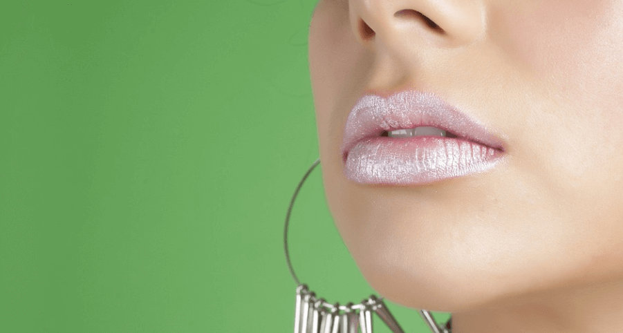 여성의 입술 사진 - 18