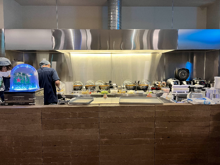 개방된 깔끔한 조리실