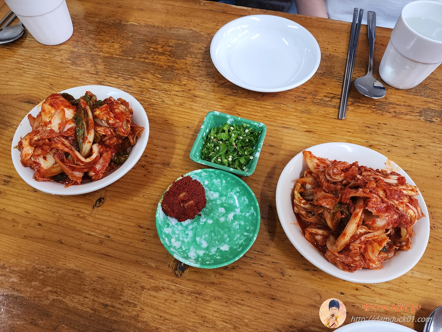 강서손칼국수 반찬