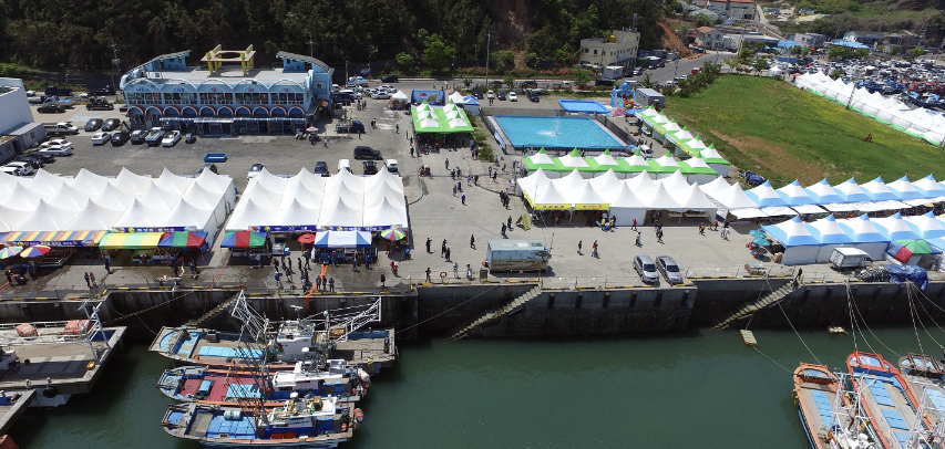 서천 광어 도미 축제 행사장