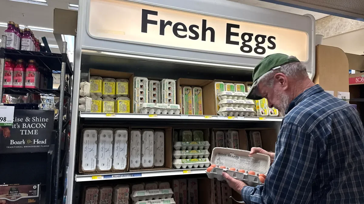 4월 소비자물가 4년만에 최저… '관세' 5월부터 본격 반영예상