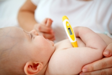 신생아 발열