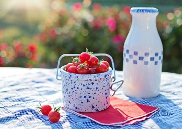 저속노화를 위한 피부 관리법과 영양제|동안을 지키는 습관