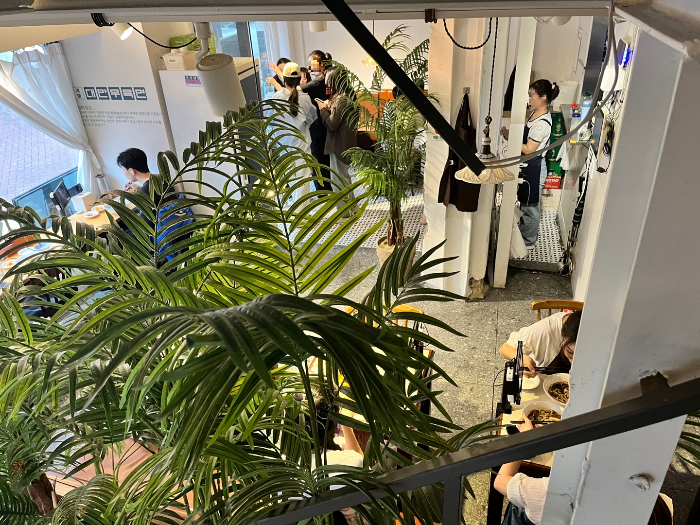 청화원 계단 및 내부 모습 2