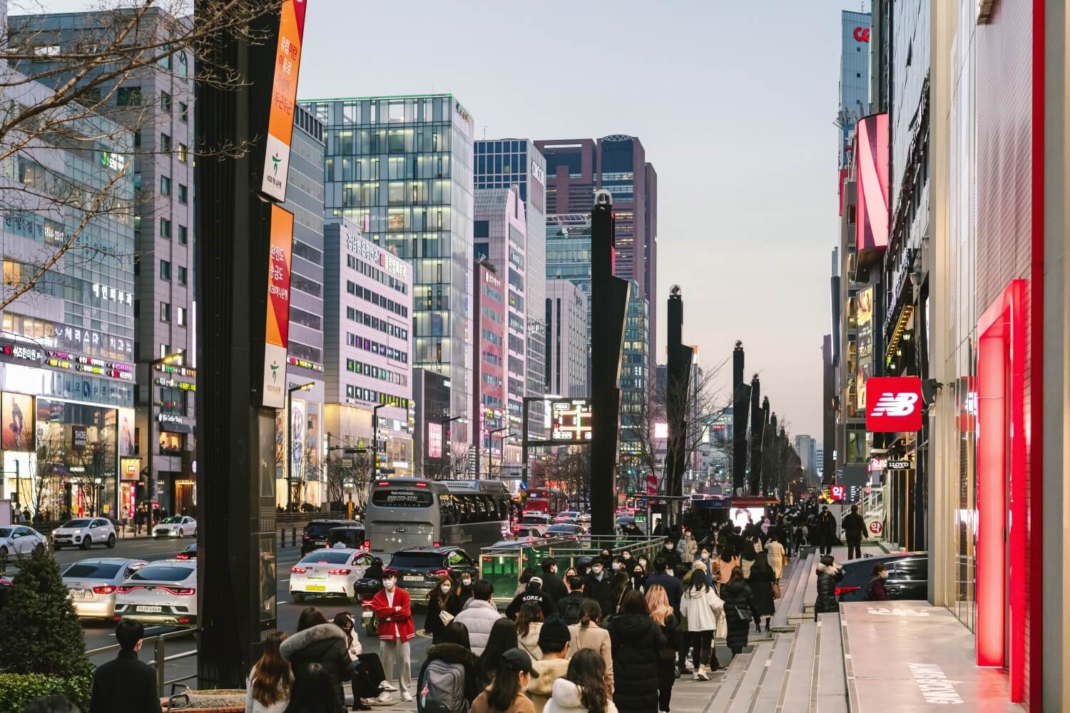 한국 여행 필수 코스: 현지인이 추천하는 놓치면 후회할 명소 완전 정복!