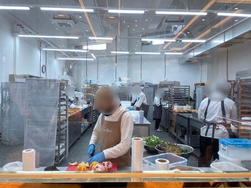 동탄 홍종흔 베이커리 카페 골드 헤겔 - 오픈 키친