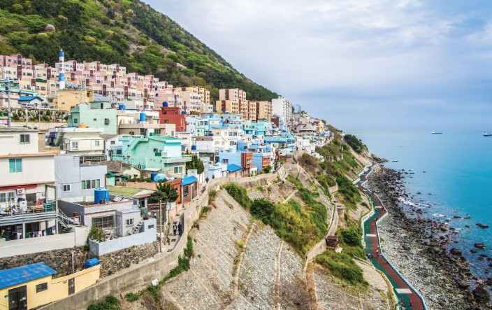 부산의 진주: 감천문화마을이 아닌 흰여울문화마을