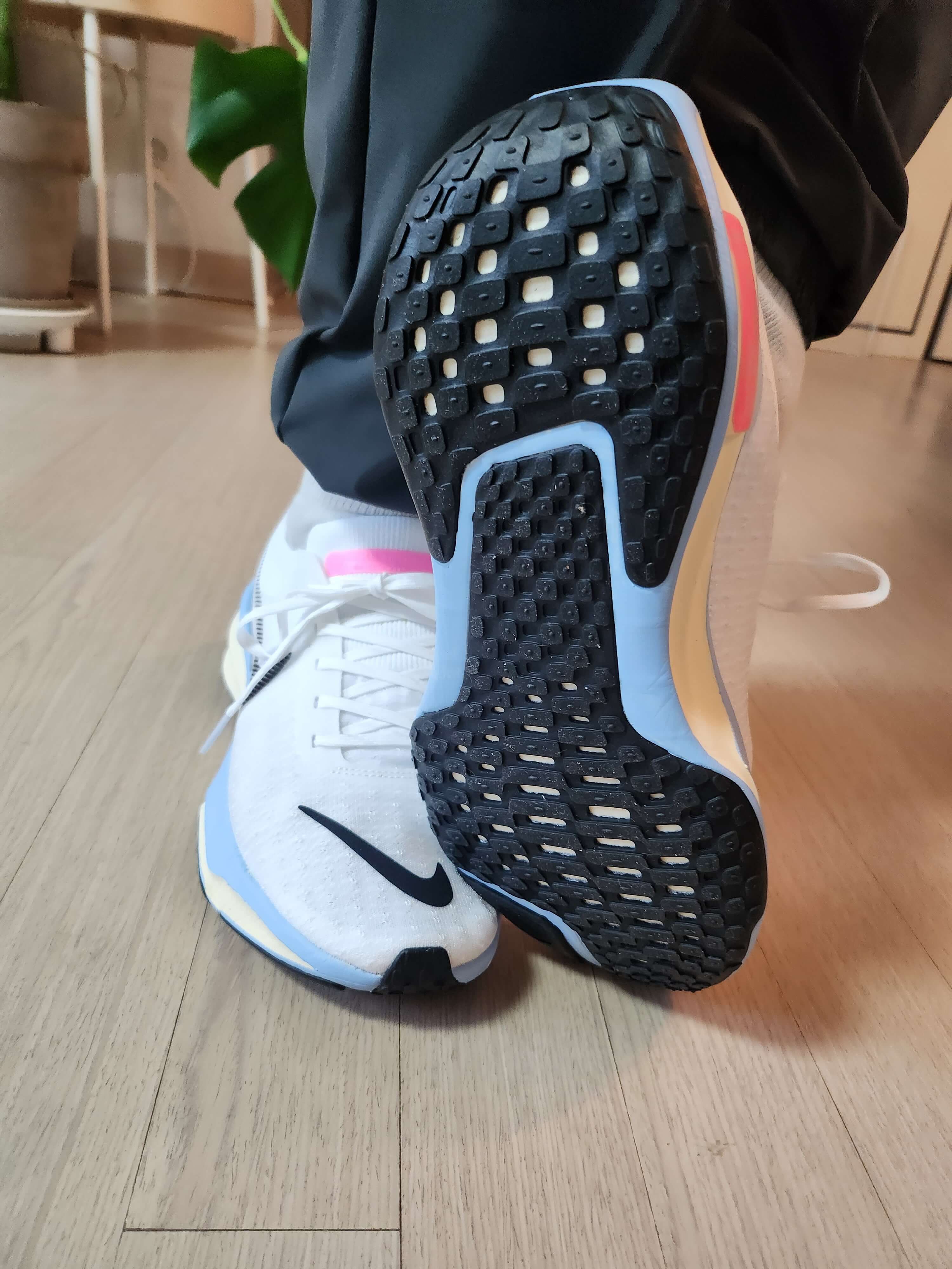 나이키 인빈서블 런3 아웃솔