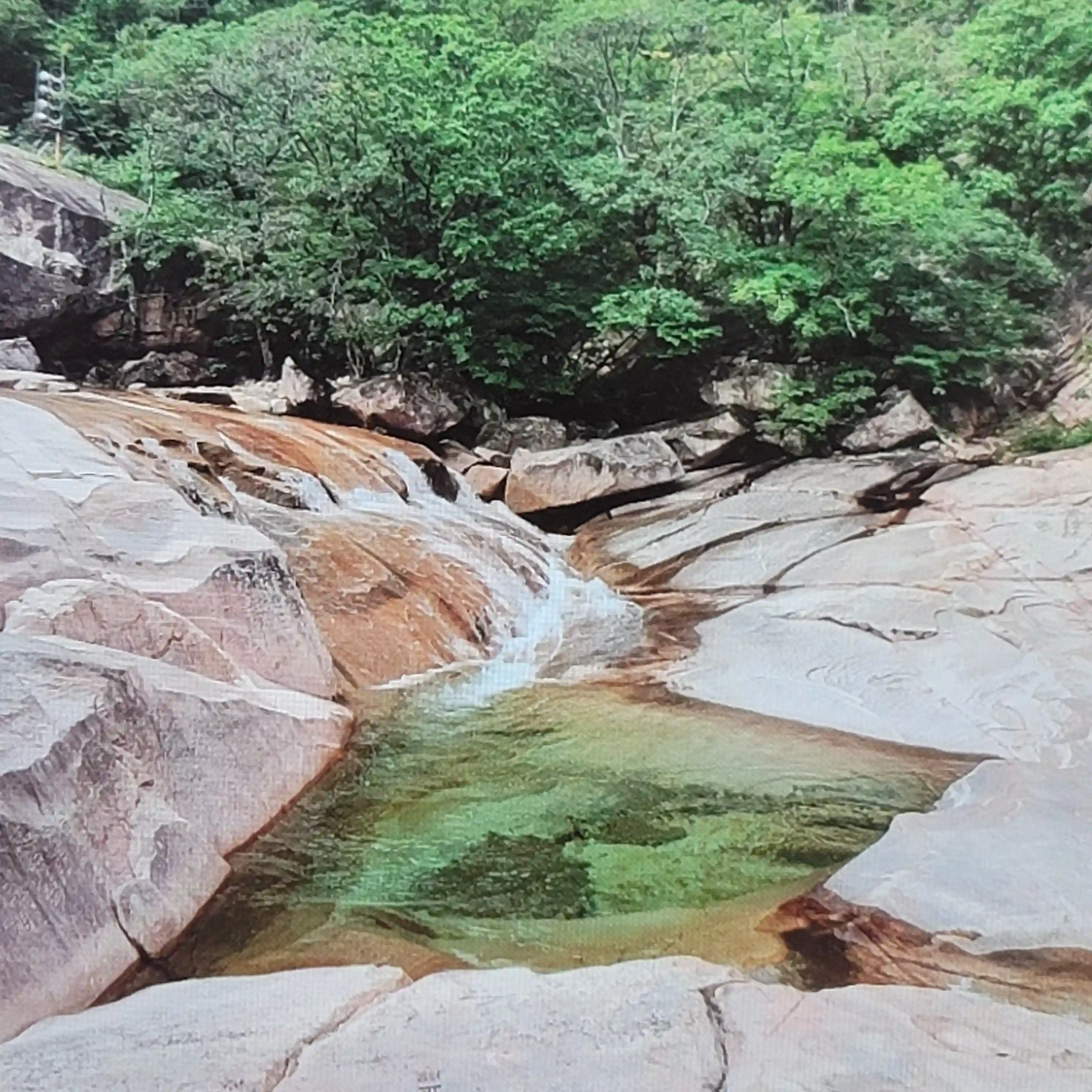 여름철 계곡산행지