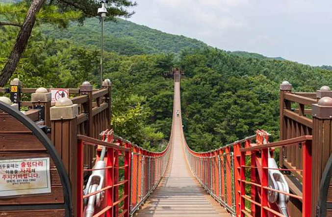 감악산 출렁다리