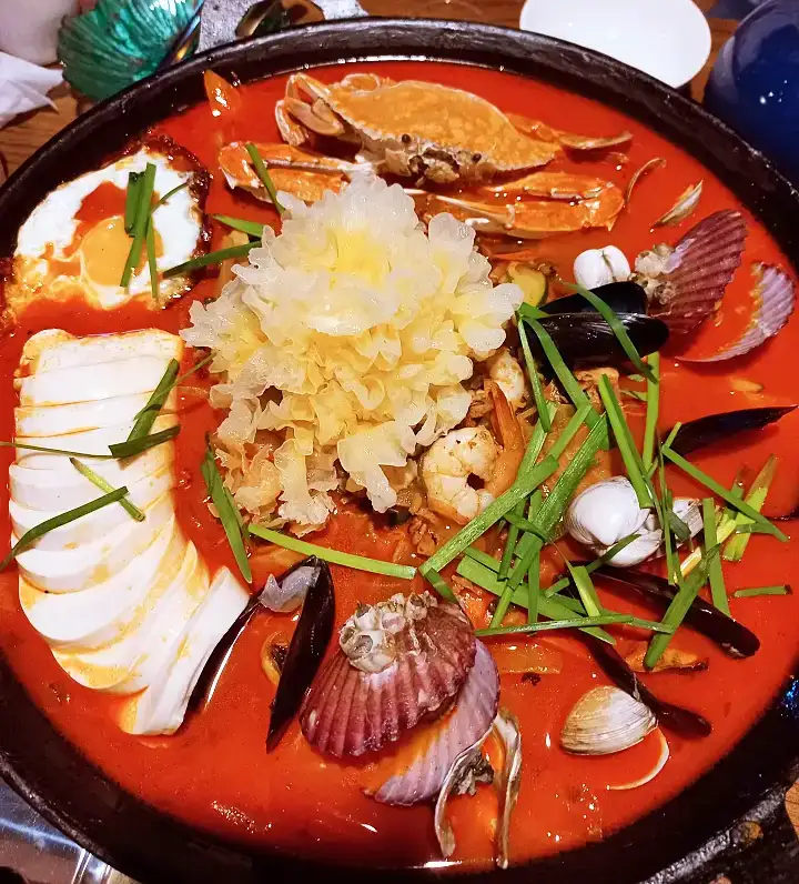 부산 재송동 식당 머랭닭구이 순두부짬뽕전골 중화요리의 새로운 변신 고수의 부엌 맛집 추천