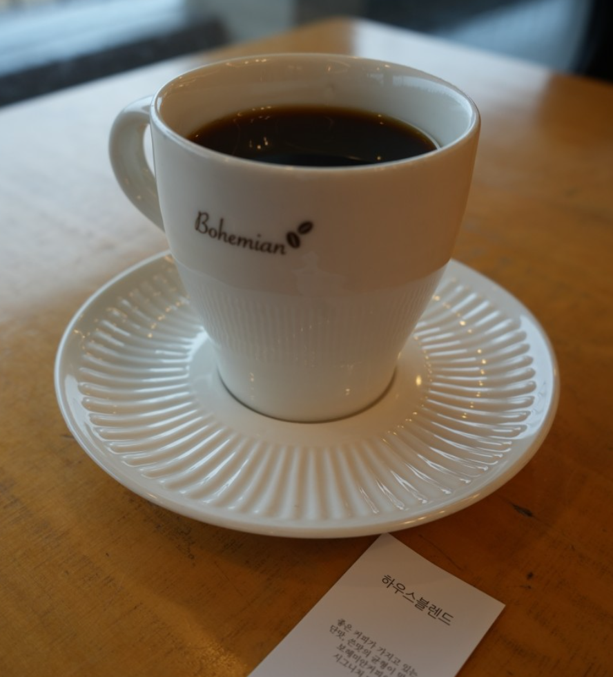 보헤미안박이추커피본점