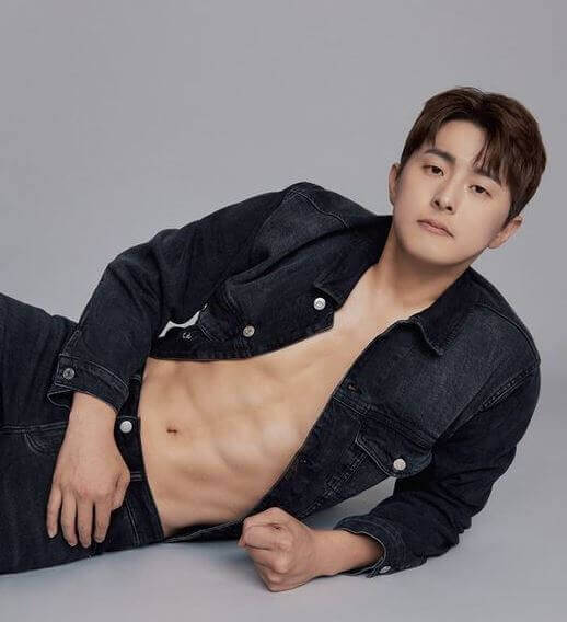 기안84 복근 화보