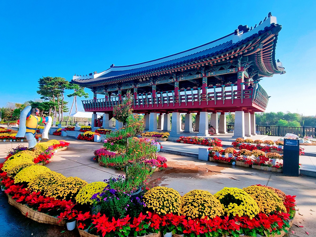 2024 인천 계양 아라온 가을꽃 전시회&amp;#44; 국화 축제(~11.10.): 야경&amp;#44; 아라뱃길&amp;#44; 전통놀이 체험