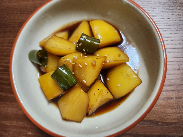 완성된 감자조림