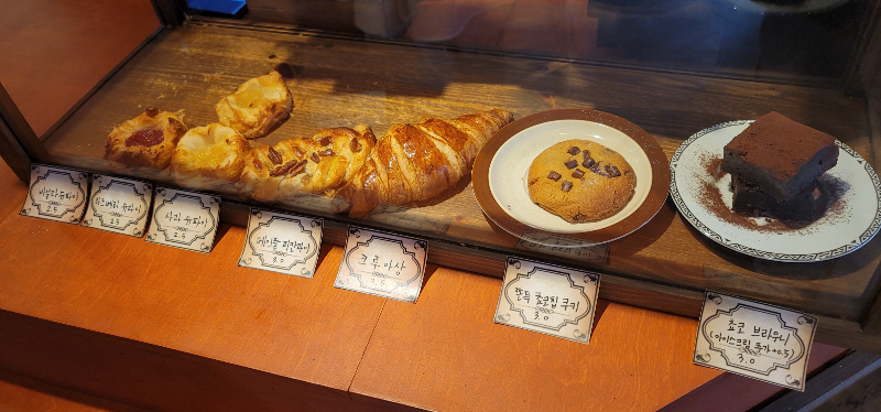 덕희커피 디저트