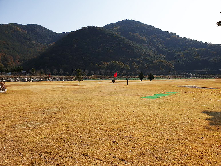 경상남도 밀양 무안파크골프장 소개