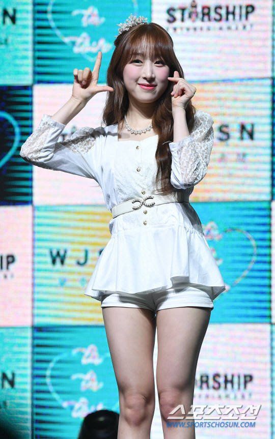 우주소녀 수빈 인스타그램 사진 몸매 얼굴 화보 움짤 트위터 고화질 우주소녀 수빈 인스타그램 사진 몸매 얼굴 화보 움짤 트위터 고화질