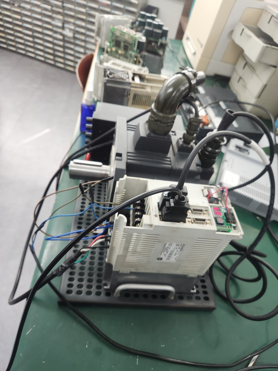 미쓰비시(MITSUBISHI) 서보드라이버 MR-J2S-200B AL32 과전류 알람 수리 완료