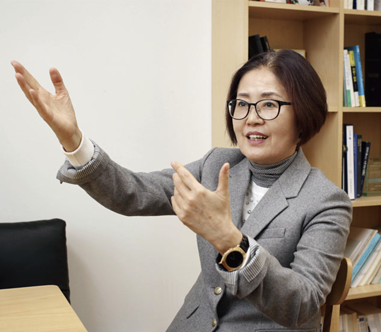 경제학자 이인실 교수