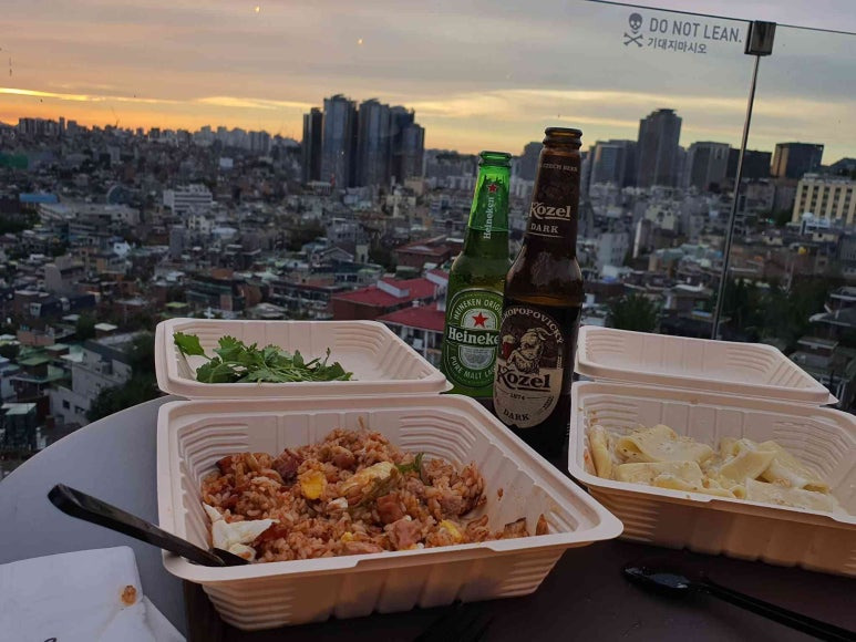 용산 해방촌 루프탑 '어반클리프' (전 올리오카페)