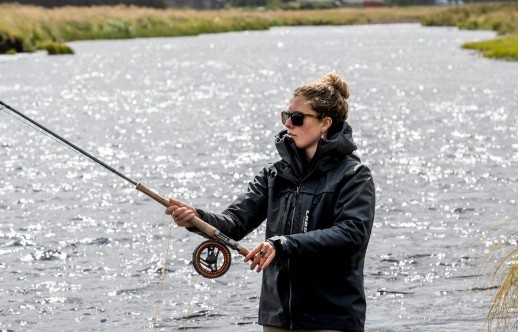 민물루어낚시방법(낚시대 및 릴&amp;#44; 캐스팅&amp;#44; 시간) / 민물루어낚시 릴 브랜드별 특징 및 비교