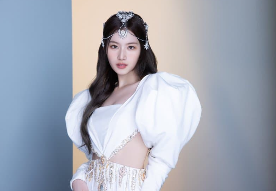 사나