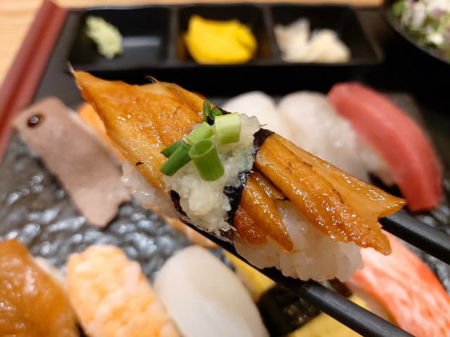 장어초밥