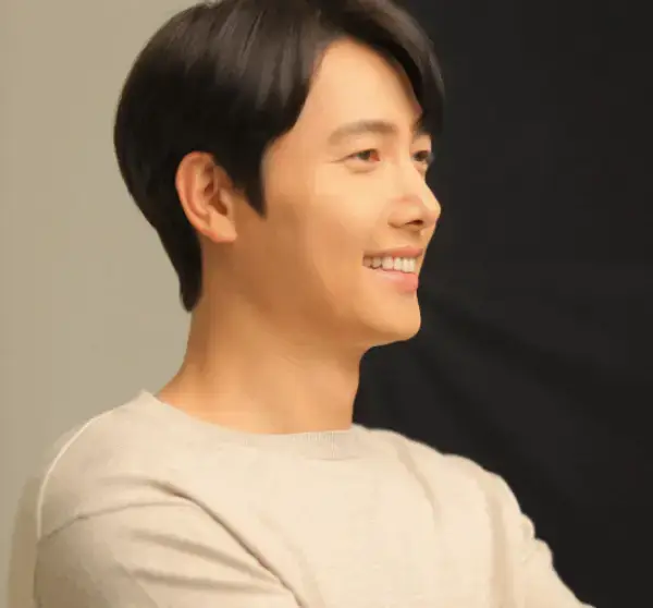 배우-이상우-사진