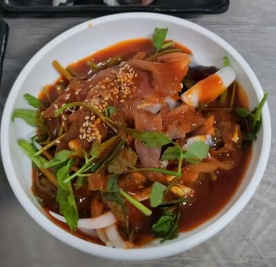 생생정보 믿고 떠나는 스타의 고장 배우 이동준과 함께한 통영 여행&amp;#44; 만지도 연대도 배편&amp;#44; 정숙이네 한상&amp;#44; 통영 해상택시&amp;#44; 향수공방 루미노소&amp;#44;동피랑와팡