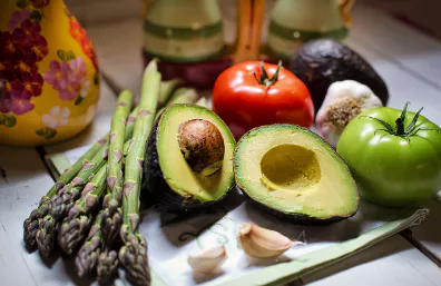 무릎-관절에-좋은-음식-건강