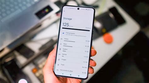alt="스마트폰 저장공간 정리 전용 앱과 꿀팁으로 쾌적한 저장 공간 확보하기"