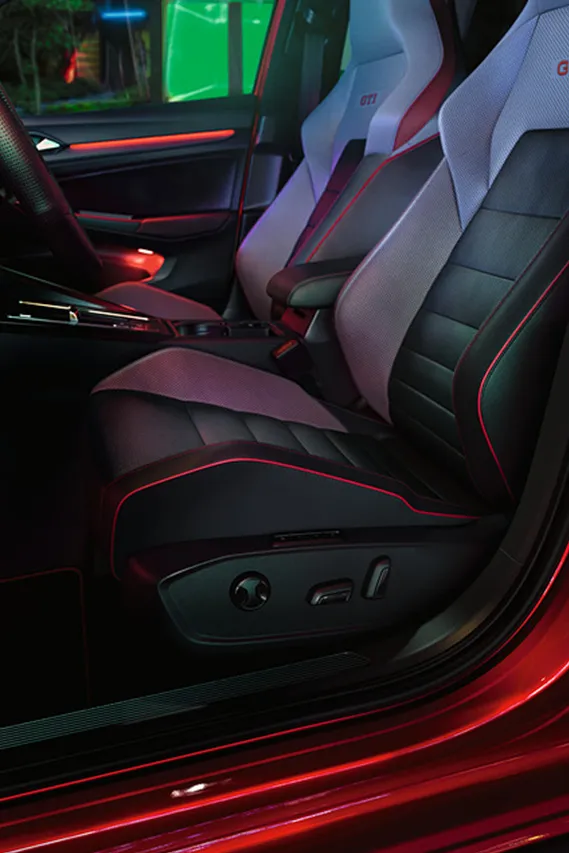 폭스바겐 골프 GTI 이미지