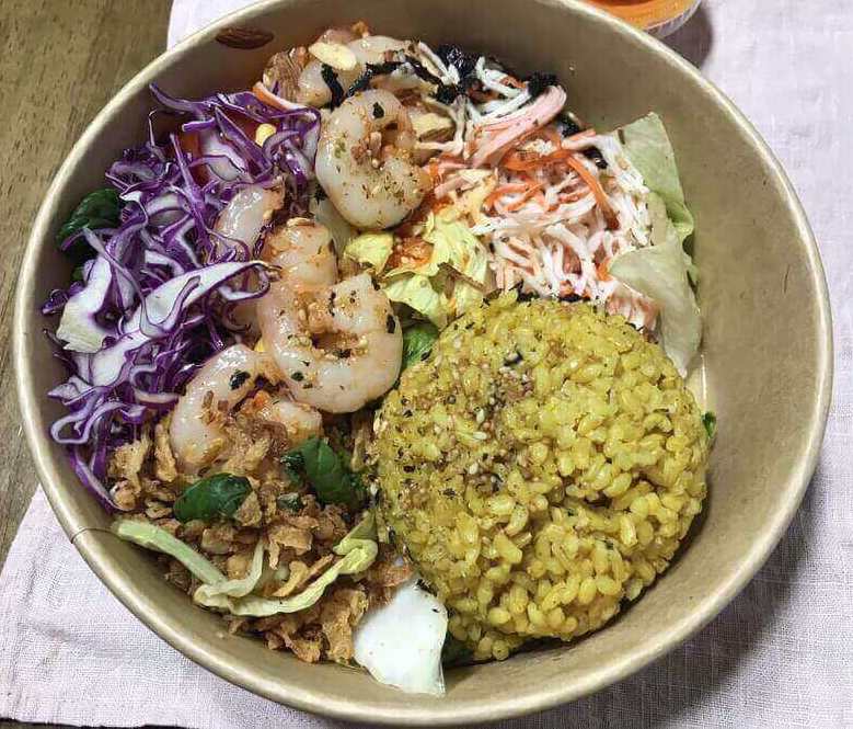 포케올데이 새우 포케 사진입니다.